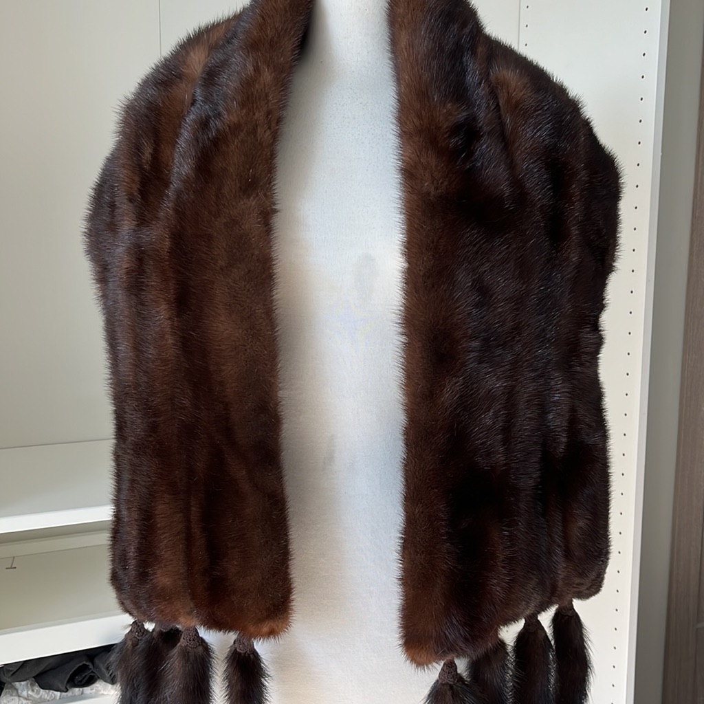 Quality Guaranteed Alaska Mink U. S. A.